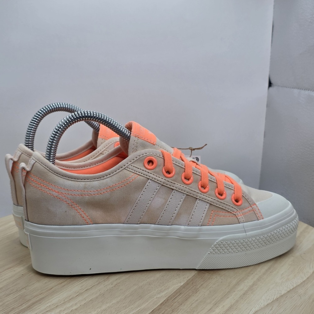 Women's Size 8.5 - Adidas Originals Bliss Orange NIZZA Platform HQ1968 - Picture 3 of 8